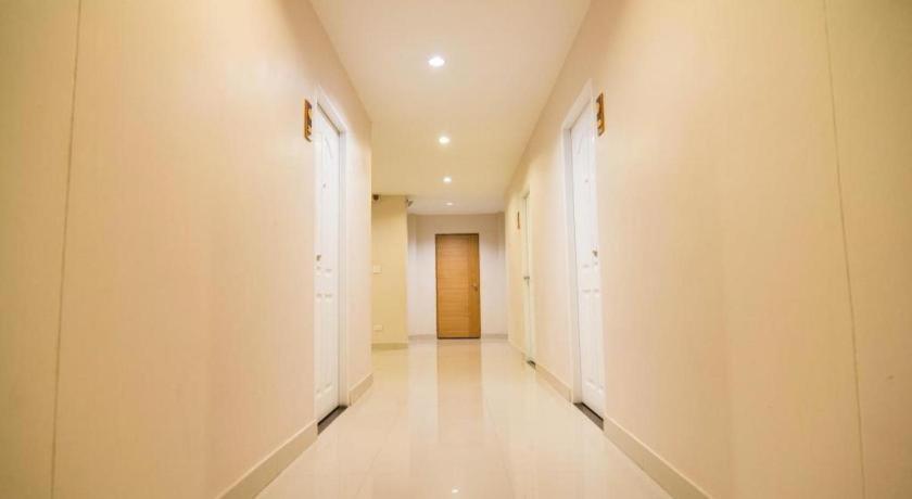 โรงแรม แอท โฮม แอท อุดร