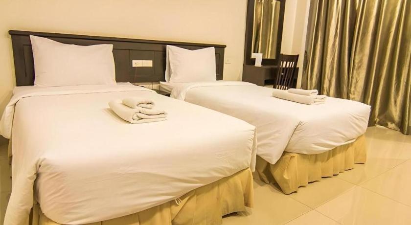 โรงแรม แอท โฮม แอท อุดร